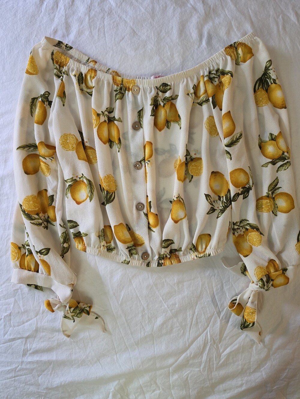 Vivace White Lemon Print Off The Shoulder Crop Top Blouse Medium Made in USA